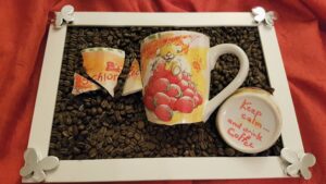 Kaffe Tasse im Bilderrahmen, Juni 18, Kreative Ecke